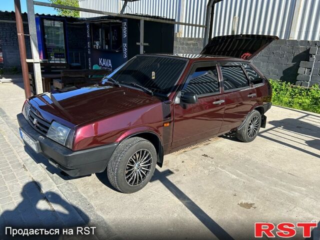 Красный ВАЗ 2109, объемом двигателя 1.5 л и пробегом 62 тыс. км за 2000 $, фото 1 на Automoto.ua