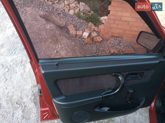 Красный ВАЗ 2109, объемом двигателя 1.5 л и пробегом 110 тыс. км за 1900 $, фото 10 на Automoto.ua