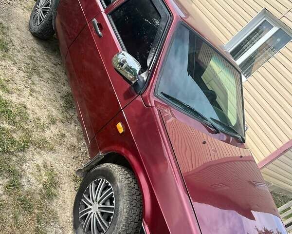 ВАЗ 2109 1997 в Черновцах на Automoto.ua Красный ВАЗ 2109, объемом двигателя 1.5 л и пробегом 125 тыс. км за 1450 $, фото 4 на Automoto.ua