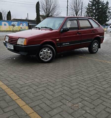 Красный ВАЗ 2109, объемом двигателя 1.5 л и пробегом 180 тыс. км за 1225 $, фото 6 на Automoto.ua