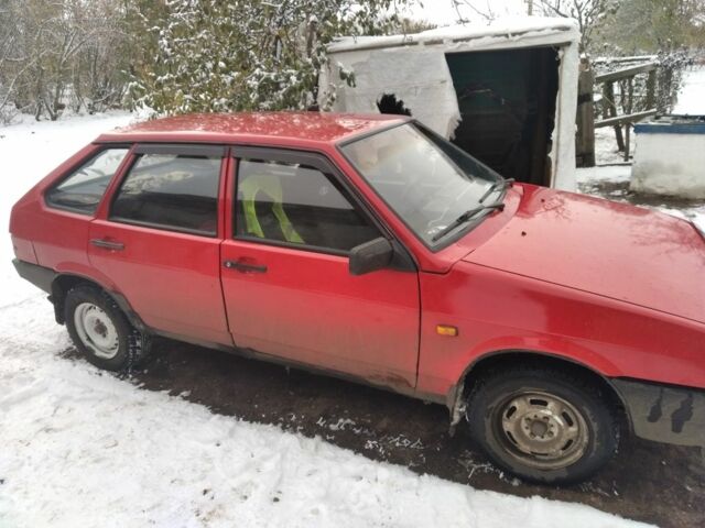 Красный ВАЗ 2109, объемом двигателя 1.5 л и пробегом 350 тыс. км за 1333 $, фото 1 на Automoto.ua