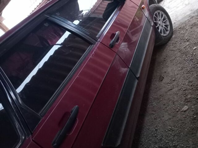 Красный ВАЗ 2109, объемом двигателя 0 л и пробегом 777 тыс. км за 828 $, фото 4 на Automoto.ua