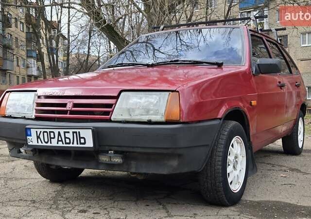 Красный ВАЗ 2109, объемом двигателя 1.5 л и пробегом 173 тыс. км за 950 $, фото 5 на Automoto.ua