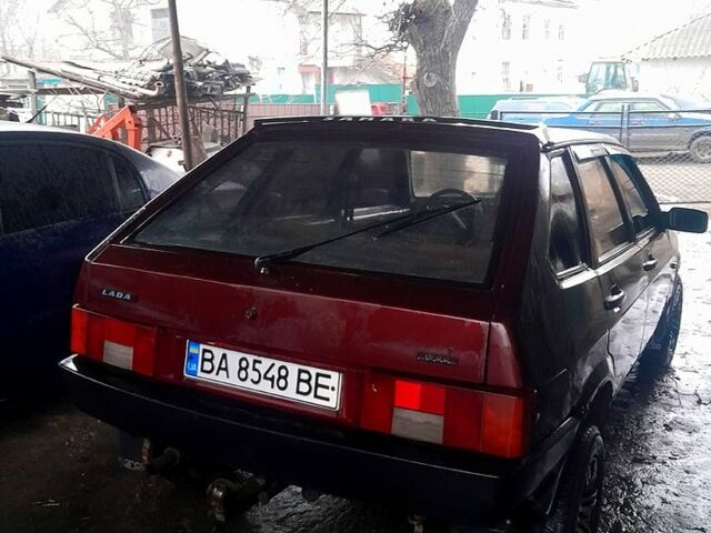 Красный ВАЗ 2109, объемом двигателя 1.5 л и пробегом 30 тыс. км за 950 $, фото 4 на Automoto.ua