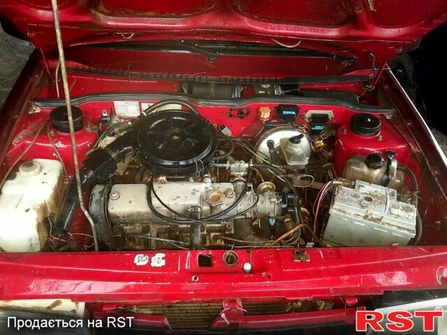 Красный ВАЗ 2109, объемом двигателя 1.5 л и пробегом 30 тыс. км за 950 $, фото 3 на Automoto.ua