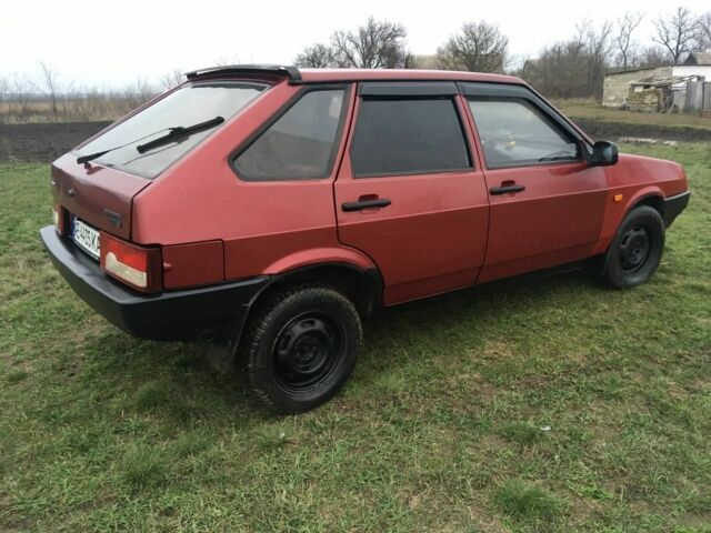 Червоний ВАЗ 2109, об'ємом двигуна 1.5 л та пробігом 93 тис. км за 1157 $, фото 6 на Automoto.ua