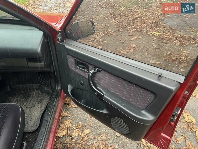 Красный ВАЗ 2109, объемом двигателя 1.5 л и пробегом 109 тыс. км за 2550 $, фото 19 на Automoto.ua