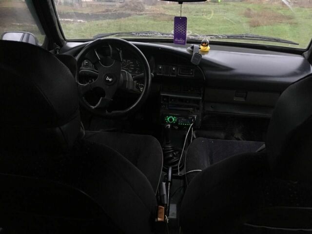 Червоний ВАЗ 2109, об'ємом двигуна 1.5 л та пробігом 93 тис. км за 1157 $, фото 1 на Automoto.ua