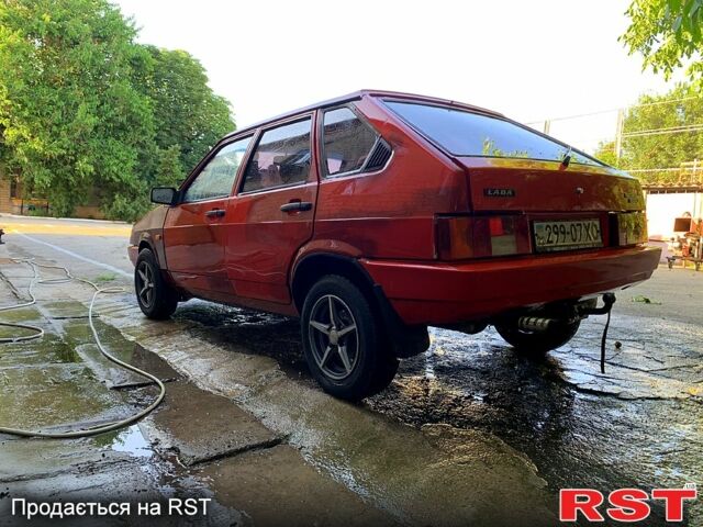 Красный ВАЗ 2109, объемом двигателя 1.5 л и пробегом 200 тыс. км за 1700 $, фото 4 на Automoto.ua