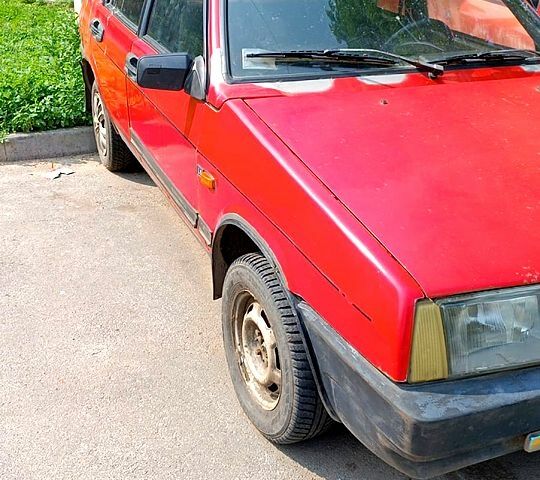 Червоний ВАЗ 2109, об'ємом двигуна 1.5 л та пробігом 100 тис. км за 800 $, фото 1 на Automoto.ua