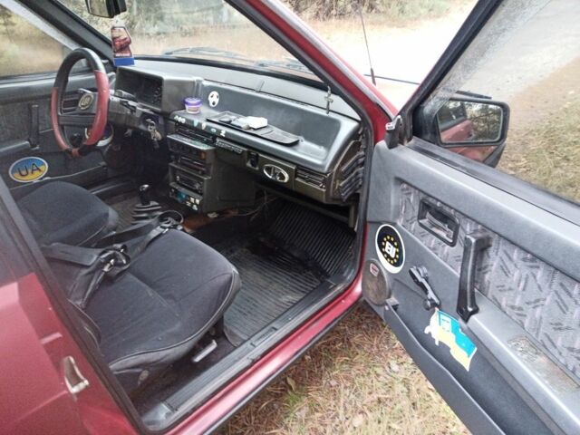 Красный ВАЗ 2109, объемом двигателя 1.5 л и пробегом 123 тыс. км за 750 $, фото 15 на Automoto.ua