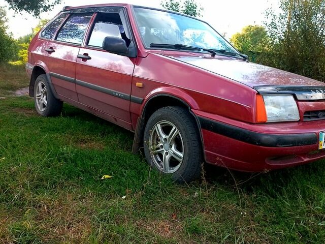 Красный ВАЗ 2109, объемом двигателя 1.5 л и пробегом 173 тыс. км за 2100 $, фото 2 на Automoto.ua