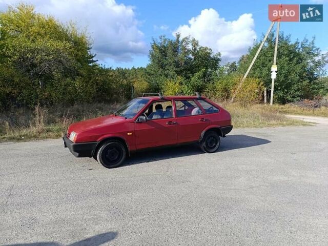 ВАЗ 2109 1998 в Чернигове на Automoto.ua Красный ВАЗ 2109, объемом двигателя 1.5 л и пробегом 118 тыс. км за 1000 $, фото 6 на Automoto.ua