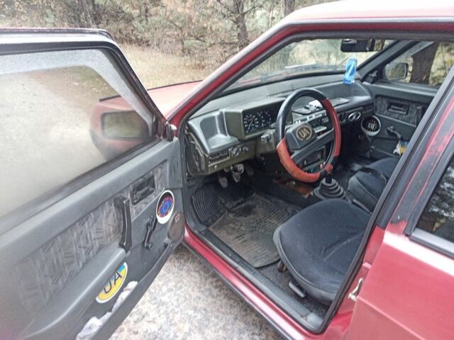 Красный ВАЗ 2109, объемом двигателя 1.5 л и пробегом 123 тыс. км за 750 $, фото 12 на Automoto.ua