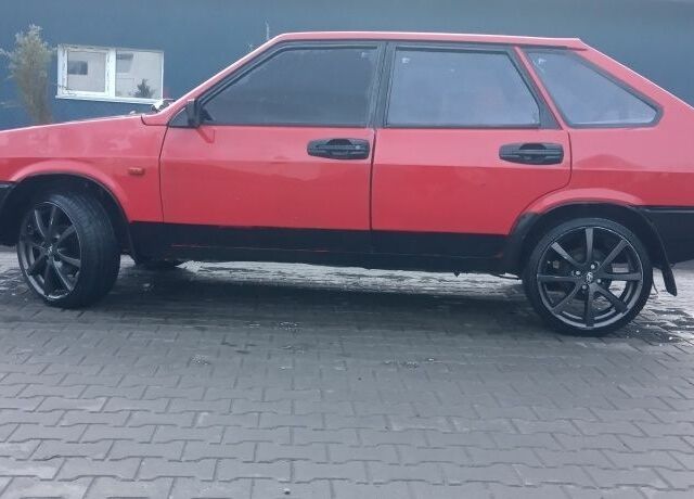 Красный ВАЗ 2109, объемом двигателя 0 л и пробегом 777 тыс. км за 1200 $, фото 5 на Automoto.ua