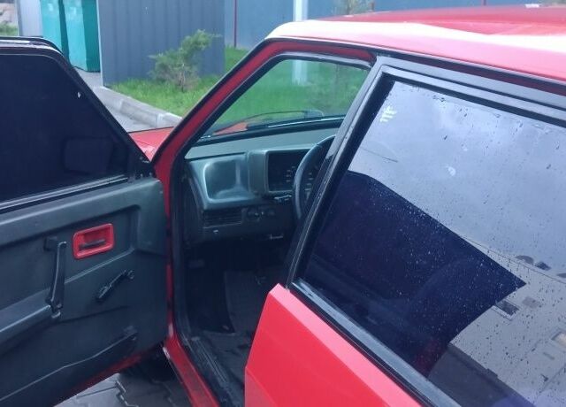 Красный ВАЗ 2109, объемом двигателя 0 л и пробегом 777 тыс. км за 1200 $, фото 7 на Automoto.ua