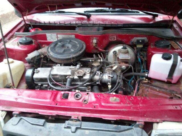 Червоний ВАЗ 2109, об'ємом двигуна 1.5 л та пробігом 250 тис. км за 1350 $, фото 1 на Automoto.ua