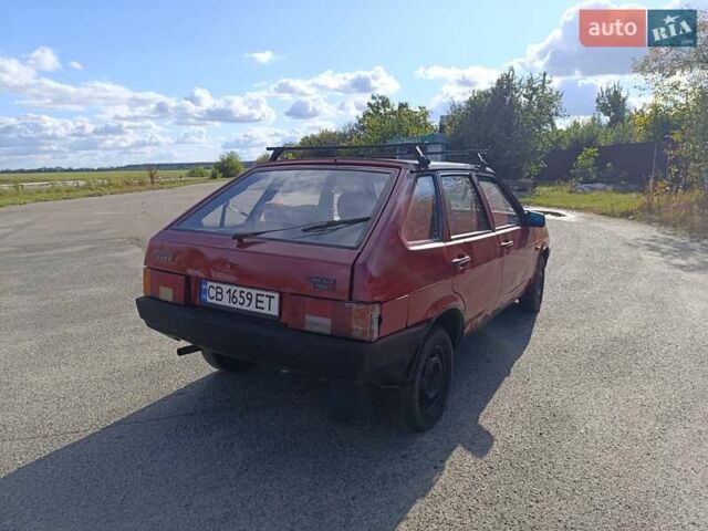 ВАЗ 2109 1998 в Чернигове на Automoto.ua Красный ВАЗ 2109, объемом двигателя 1.5 л и пробегом 118 тыс. км за 1000 $, фото 3 на Automoto.ua