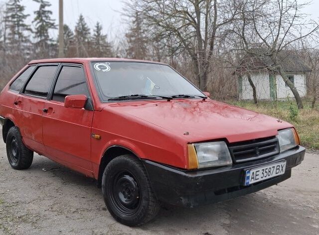 Червоний ВАЗ 2109, об'ємом двигуна 0 л та пробігом 388 тис. км за 699 $, фото 3 на Automoto.ua