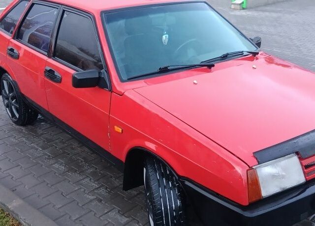 Красный ВАЗ 2109, объемом двигателя 0 л и пробегом 777 тыс. км за 1200 $, фото 4 на Automoto.ua