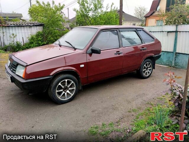 Красный ВАЗ 2109, объемом двигателя 1.5 л и пробегом 250 тыс. км за 750 $, фото 5 на Automoto.ua