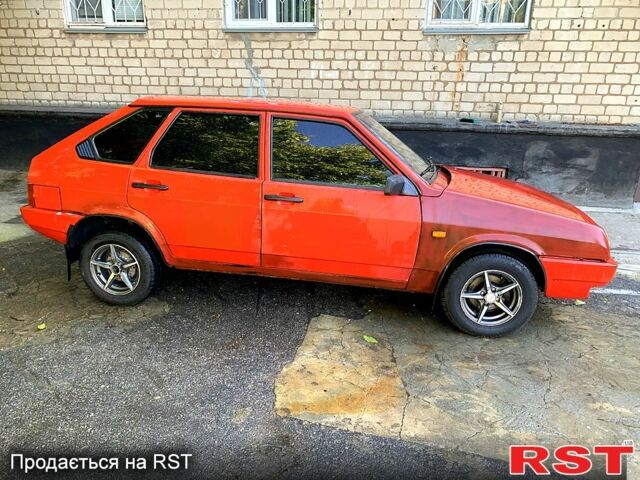 Красный ВАЗ 2109, объемом двигателя 1.5 л и пробегом 200 тыс. км за 1700 $, фото 3 на Automoto.ua
