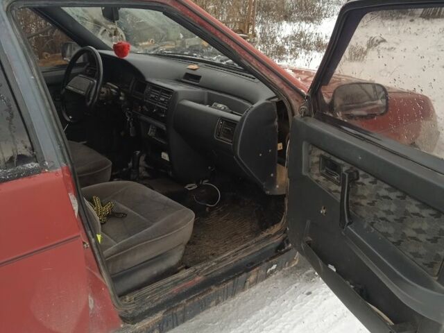 Красный ВАЗ 2109, объемом двигателя 1.5 л и пробегом 3 тыс. км за 1000 $, фото 2 на Automoto.ua