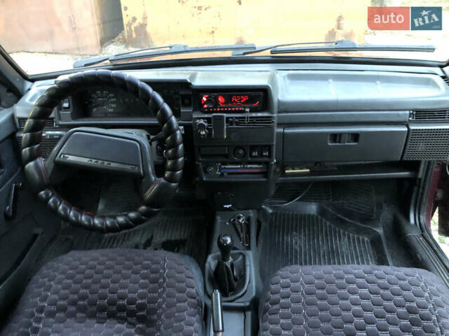 Красный ВАЗ 2109, объемом двигателя 1.5 л и пробегом 162 тыс. км за 1400 $, фото 5 на Automoto.ua