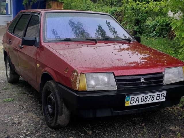 Красный ВАЗ 2109, объемом двигателя 1.5 л и пробегом 35 тыс. км за 2000 $, фото 4 на Automoto.ua