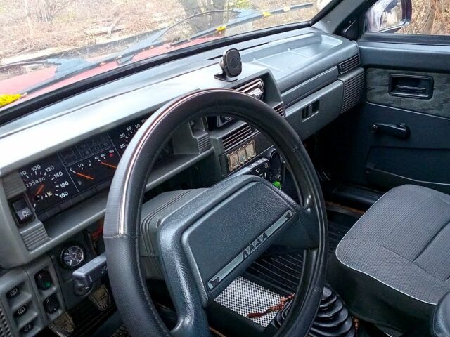 Красный ВАЗ 2109, объемом двигателя 1.5 л и пробегом 230 тыс. км за 2150 $, фото 9 на Automoto.ua