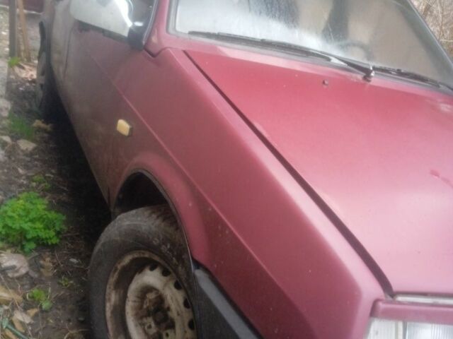 Красный ВАЗ 2109, объемом двигателя 1.5 л и пробегом 400 тыс. км за 1241 $, фото 2 на Automoto.ua