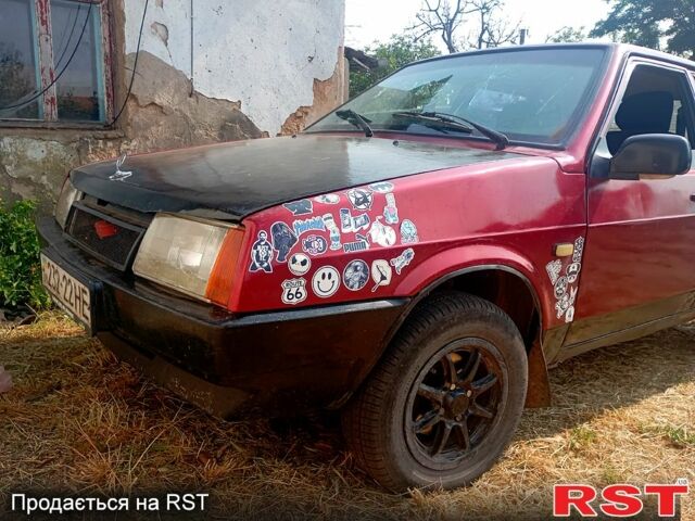 Красный ВАЗ 2109, объемом двигателя 1.5 л и пробегом 0 тыс. км за 900 $, фото 2 на Automoto.ua