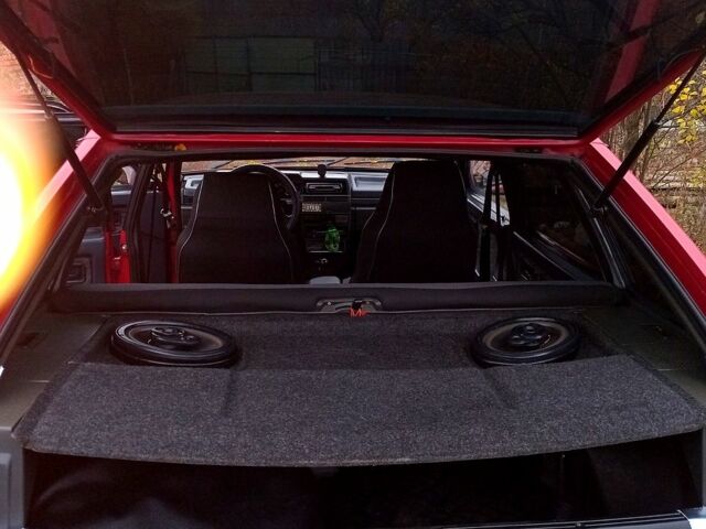 Красный ВАЗ 2109, объемом двигателя 1.5 л и пробегом 230 тыс. км за 2150 $, фото 10 на Automoto.ua