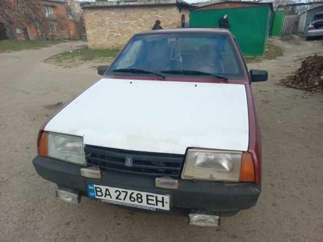 Красный ВАЗ 2109, объемом двигателя 1.5 л и пробегом 300 тыс. км за 600 $, фото 3 на Automoto.ua
