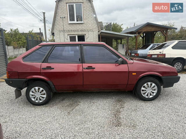 Красный ВАЗ 2109, объемом двигателя 1.5 л и пробегом 190 тыс. км за 1300 $, фото 5 на Automoto.ua