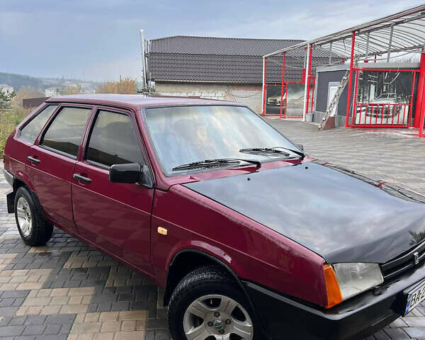 Красный ВАЗ 2109, объемом двигателя 1.46 л и пробегом 185 тыс. км за 1599 $, фото 4 на Automoto.ua