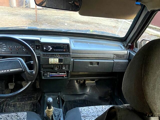 Красный ВАЗ 2109, объемом двигателя 1.5 л и пробегом 0 тыс. км за 1100 $, фото 2 на Automoto.ua