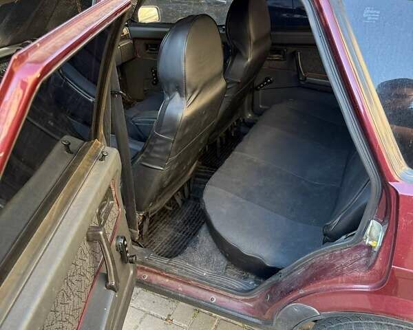 ВАЗ 2109 2005 в Мукачеве на Automoto.ua Красный ВАЗ 2109, объемом двигателя 1.5 л и пробегом 346 тыс. км за 1400 $, фото 11 на Automoto.ua