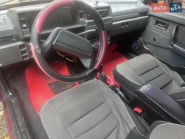 Красный ВАЗ 2109, объемом двигателя 1.5 л и пробегом 229 тыс. км за 1150 $, фото 3 на Automoto.ua