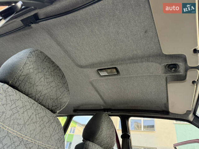 Красный ВАЗ 2109, объемом двигателя 1.5 л и пробегом 61 тыс. км за 2999 $, фото 96 на Automoto.ua