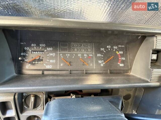 ВАЗ 2109 2005 в Мукачеве на Automoto.ua Красный ВАЗ 2109, объемом двигателя 1.5 л и пробегом 346 тыс. км за 1400 $, фото 13 на Automoto.ua