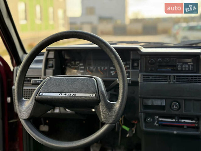 Красный ВАЗ 2109, объемом двигателя 1.5 л и пробегом 61 тыс. км за 2999 $, фото 74 на Automoto.ua