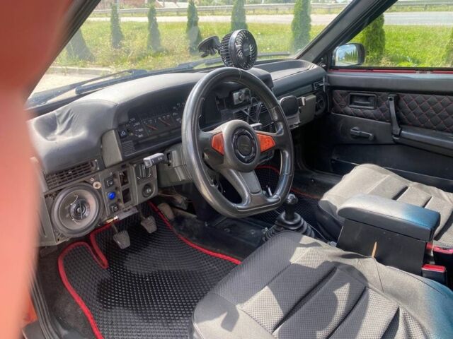 Красный ВАЗ 2109, объемом двигателя 1.5 л и пробегом 100 тыс. км за 900 $, фото 2 на Automoto.ua