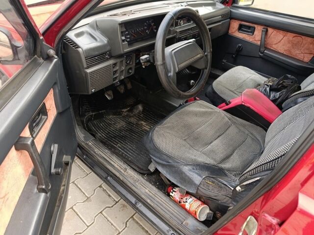 ВАЗ 2109 2006 в Луцке на Automoto.ua Красный ВАЗ 2109, объемом двигателя 1.5 л и пробегом 316 тыс. км за 950 $, фото 8 на Automoto.ua