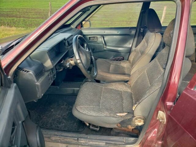 Красный ВАЗ 2109, объемом двигателя 1.5 л и пробегом 198 тыс. км за 1600 $, фото 6 на Automoto.ua