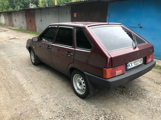 Красный ВАЗ 2109, объемом двигателя 1.5 л и пробегом 225 тыс. км за 2000 $, фото 1 на Automoto.ua