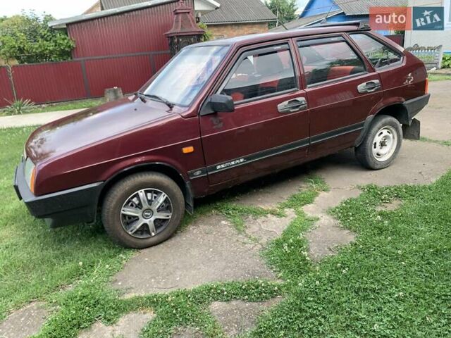 Красный ВАЗ 2109, объемом двигателя 1.5 л и пробегом 945 тыс. км за 2500 $, фото 1 на Automoto.ua