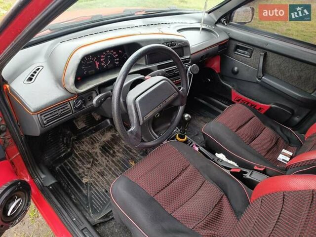 Красный ВАЗ 2109, объемом двигателя 1.5 л и пробегом 150 тыс. км за 1300 $, фото 6 на Automoto.ua