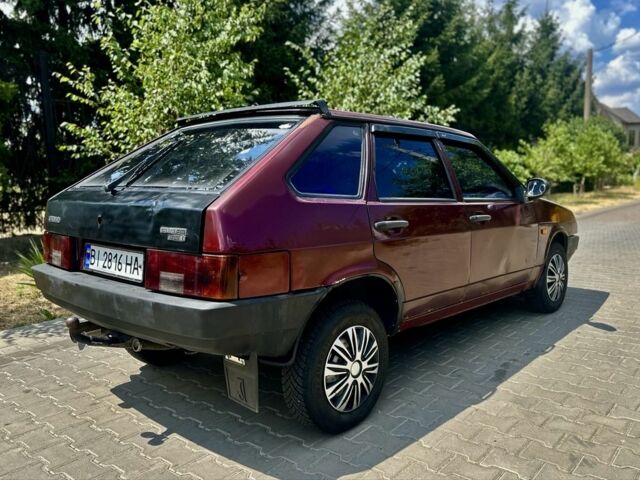 Красный ВАЗ 2109, объемом двигателя 1.5 л и пробегом 300 тыс. км за 950 $, фото 3 на Automoto.ua