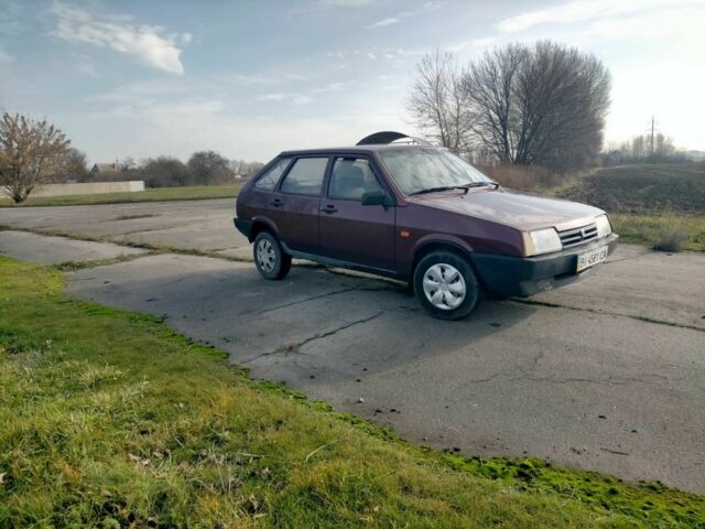 Красный ВАЗ 2109, объемом двигателя 1.5 л и пробегом 198 тыс. км за 1600 $, фото 2 на Automoto.ua